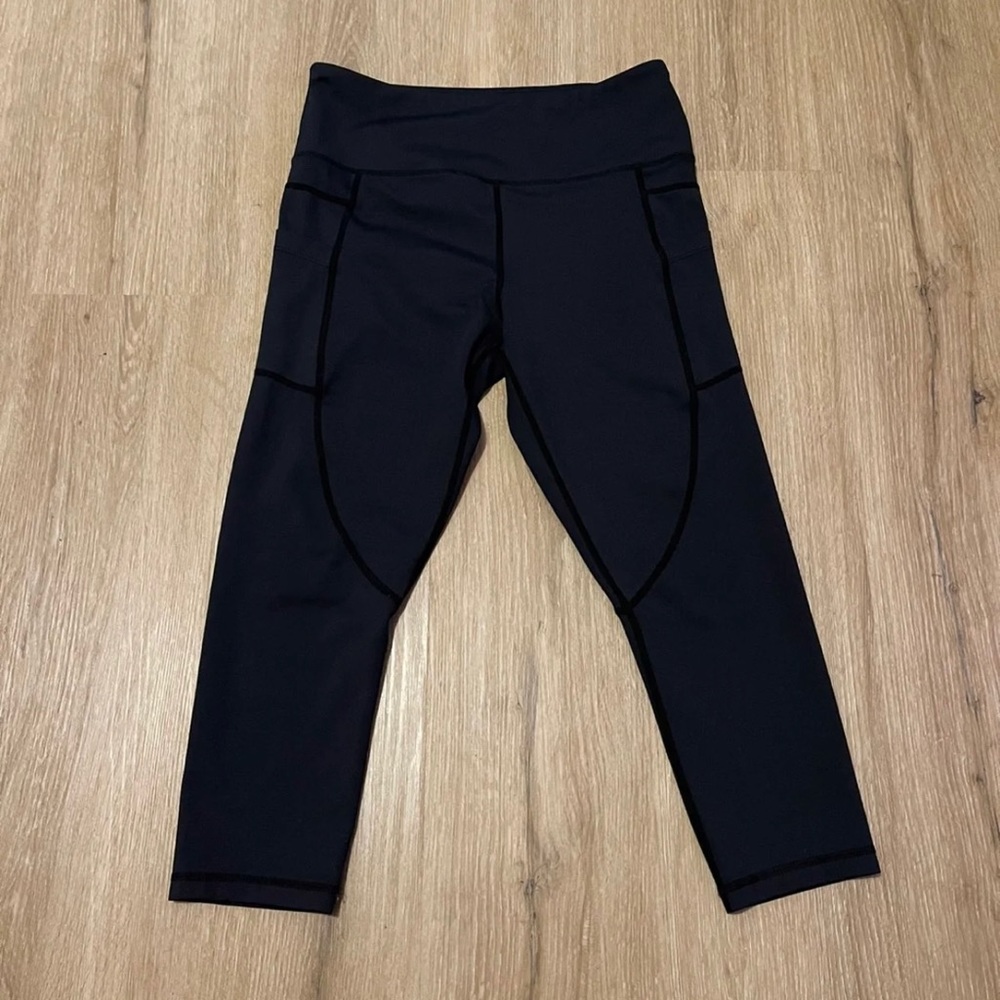 Zyia hi rise pocket light n tight 7/8 length
